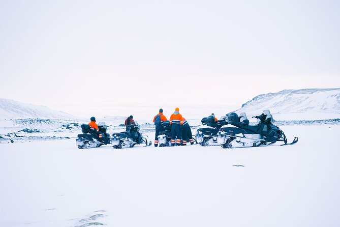Snowmobiling on Eyjafjallajökull - Up Toward the Glacier: The Part Where You Set Expectations